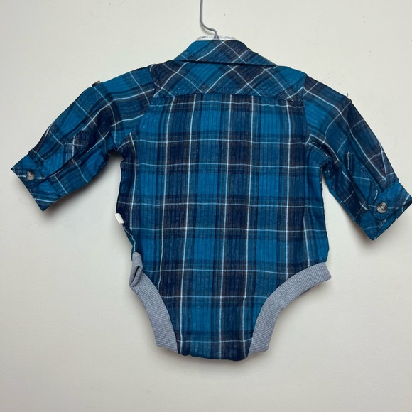 Me & Henry Woven One piece (0-3m) Bodysuit Blue Green Plaid Button Up NWT - Picture 3 of 10